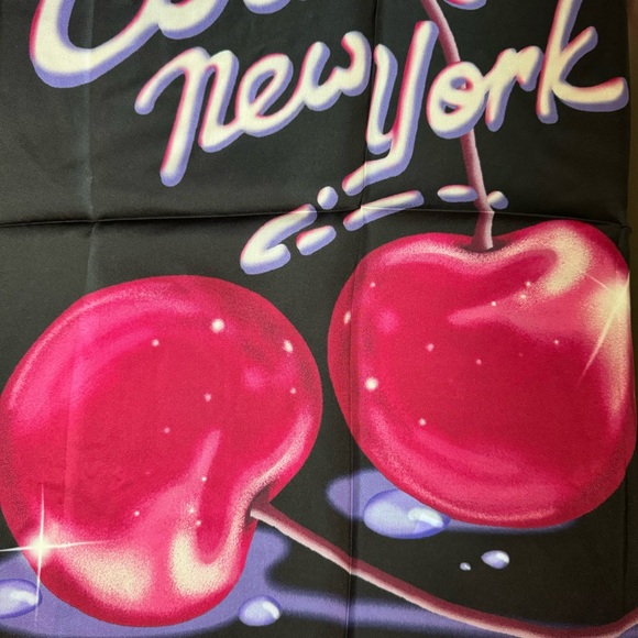 🍒 Coach Airbrushed Cherry Print Silk Bandana - Picture 3 of 7